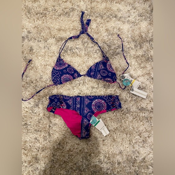 O’Neill Women’s Bikini New w/ Tags - Picture 1 of 3